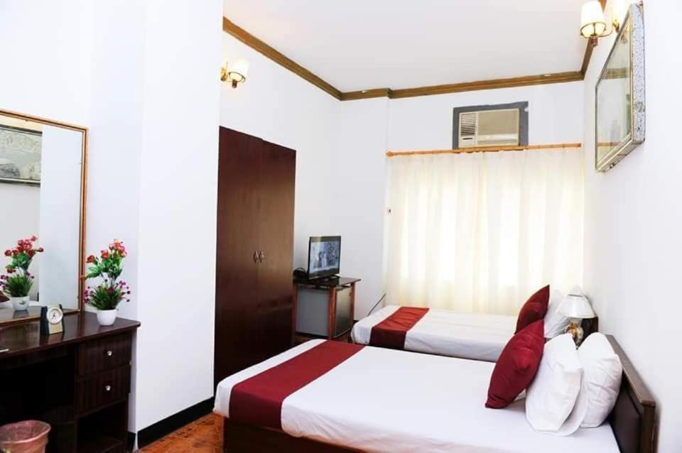 Bab Al Bahrain Hotel Manama Dış mekan fotoğraf